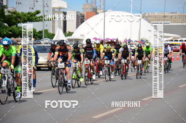 Buy your photos of the event100KM DE BRASLIA-COPA RESENHA MASTER DE CICLISMO. on Fotop