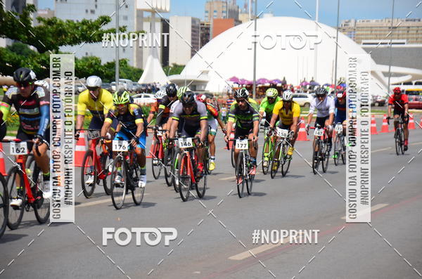 Buy your photos of the event100KM DE BRASLIA-COPA RESENHA MASTER DE CICLISMO. on Fotop
