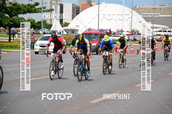 Buy your photos of the event100KM DE BRASLIA-COPA RESENHA MASTER DE CICLISMO. on Fotop