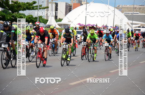 Buy your photos of the event100KM DE BRASLIA-COPA RESENHA MASTER DE CICLISMO. on Fotop