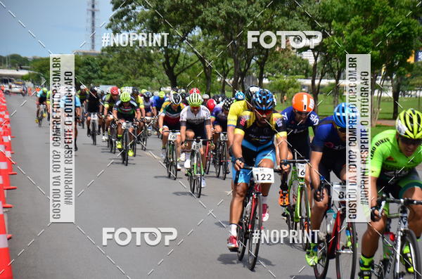 Buy your photos of the event100KM DE BRASLIA-COPA RESENHA MASTER DE CICLISMO. on Fotop