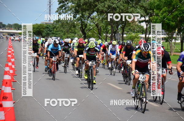 Buy your photos of the event100KM DE BRASLIA-COPA RESENHA MASTER DE CICLISMO. on Fotop