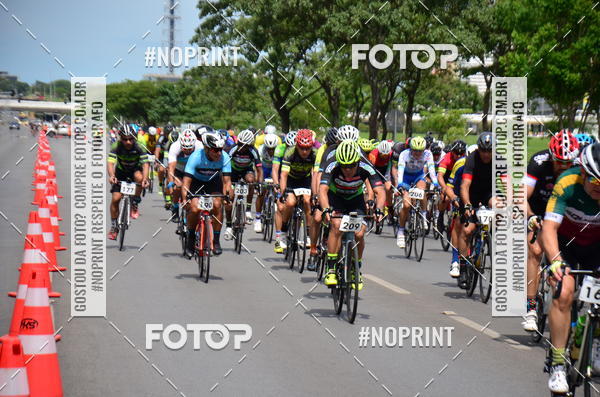 Buy your photos of the event100KM DE BRASLIA-COPA RESENHA MASTER DE CICLISMO. on Fotop