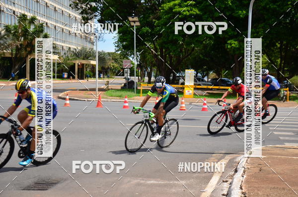 Buy your photos of the event100KM DE BRASLIA-COPA RESENHA MASTER DE CICLISMO. on Fotop