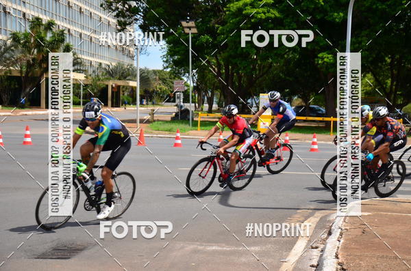 Buy your photos of the event100KM DE BRASLIA-COPA RESENHA MASTER DE CICLISMO. on Fotop