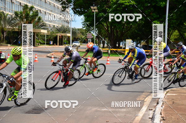 Buy your photos of the event100KM DE BRASLIA-COPA RESENHA MASTER DE CICLISMO. on Fotop