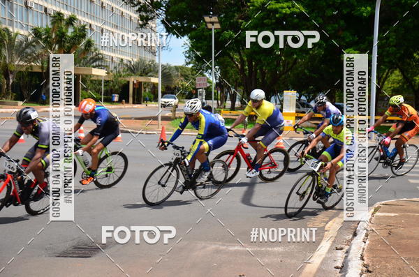 Buy your photos of the event100KM DE BRASLIA-COPA RESENHA MASTER DE CICLISMO. on Fotop