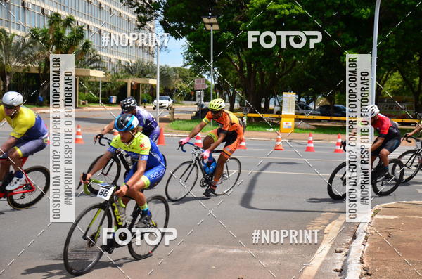 Buy your photos of the event100KM DE BRASLIA-COPA RESENHA MASTER DE CICLISMO. on Fotop