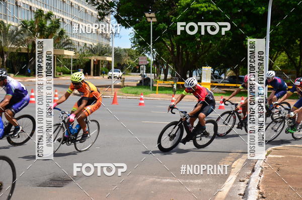 Buy your photos of the event100KM DE BRASLIA-COPA RESENHA MASTER DE CICLISMO. on Fotop