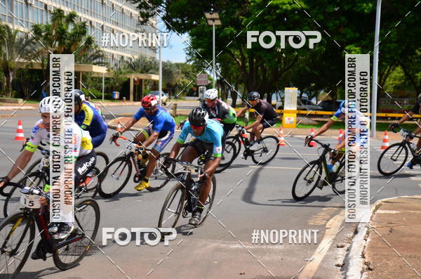Buy your photos of the event100KM DE BRASLIA-COPA RESENHA MASTER DE CICLISMO. on Fotop