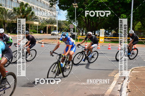 Buy your photos of the event100KM DE BRASLIA-COPA RESENHA MASTER DE CICLISMO. on Fotop