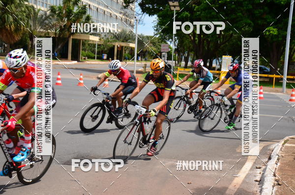 Buy your photos of the event100KM DE BRASLIA-COPA RESENHA MASTER DE CICLISMO. on Fotop