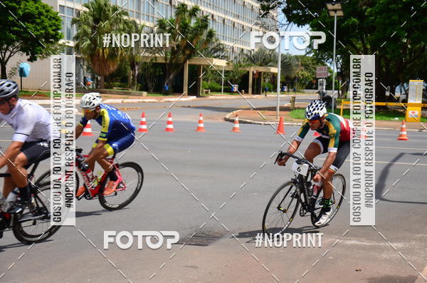 Buy your photos of the event100KM DE BRASLIA-COPA RESENHA MASTER DE CICLISMO. on Fotop