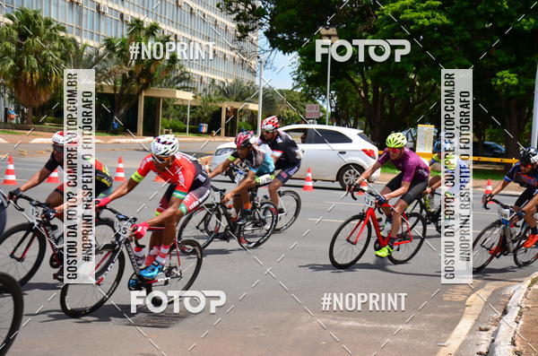 Buy your photos of the event100KM DE BRASLIA-COPA RESENHA MASTER DE CICLISMO. on Fotop