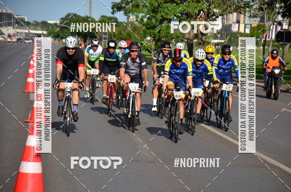 Buy your photos of the event100KM DE BRASLIA-COPA RESENHA MASTER DE CICLISMO. on Fotop