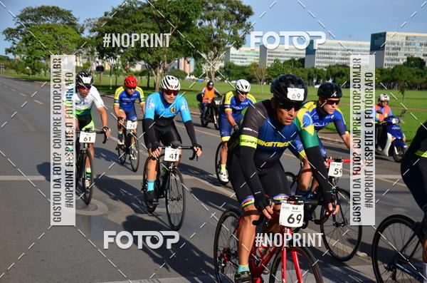 Buy your photos of the event100KM DE BRASLIA-COPA RESENHA MASTER DE CICLISMO. on Fotop