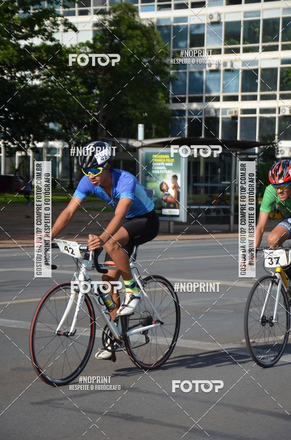 Buy your photos of the event100KM DE BRASLIA-COPA RESENHA MASTER DE CICLISMO. on Fotop