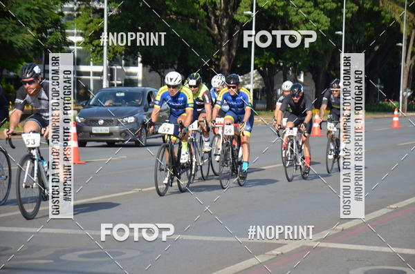 Buy your photos of the event100KM DE BRASLIA-COPA RESENHA MASTER DE CICLISMO. on Fotop