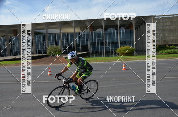 Buy your photos of the event100KM DE BRASLIA-COPA RESENHA MASTER DE CICLISMO. on Fotop