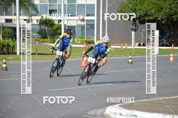 Buy your photos of the event100KM DE BRASLIA-COPA RESENHA MASTER DE CICLISMO. on Fotop
