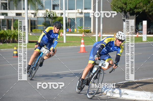 Buy your photos of the event100KM DE BRASLIA-COPA RESENHA MASTER DE CICLISMO. on Fotop