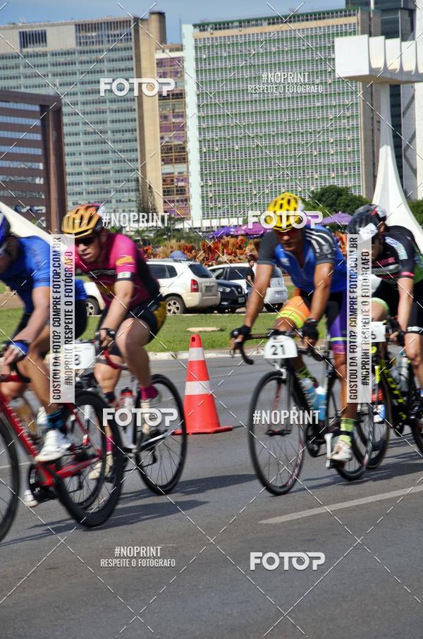 Buy your photos of the event100KM DE BRASLIA-COPA RESENHA MASTER DE CICLISMO. on Fotop