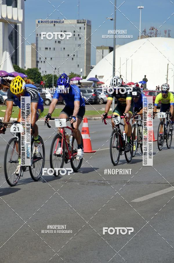 Buy your photos of the event100KM DE BRASLIA-COPA RESENHA MASTER DE CICLISMO. on Fotop