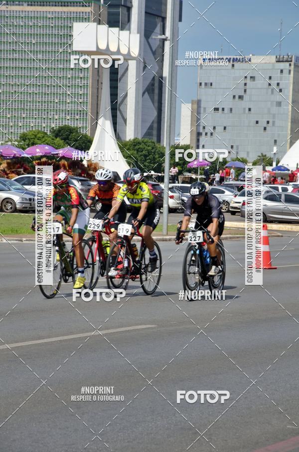 Buy your photos of the event100KM DE BRASLIA-COPA RESENHA MASTER DE CICLISMO. on Fotop