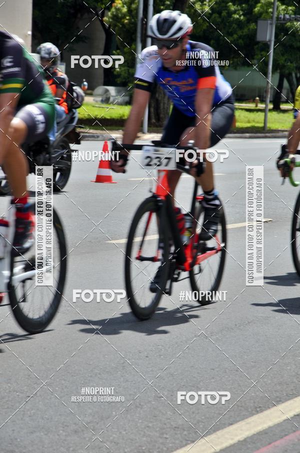 Buy your photos of the event100KM DE BRASLIA-COPA RESENHA MASTER DE CICLISMO. on Fotop