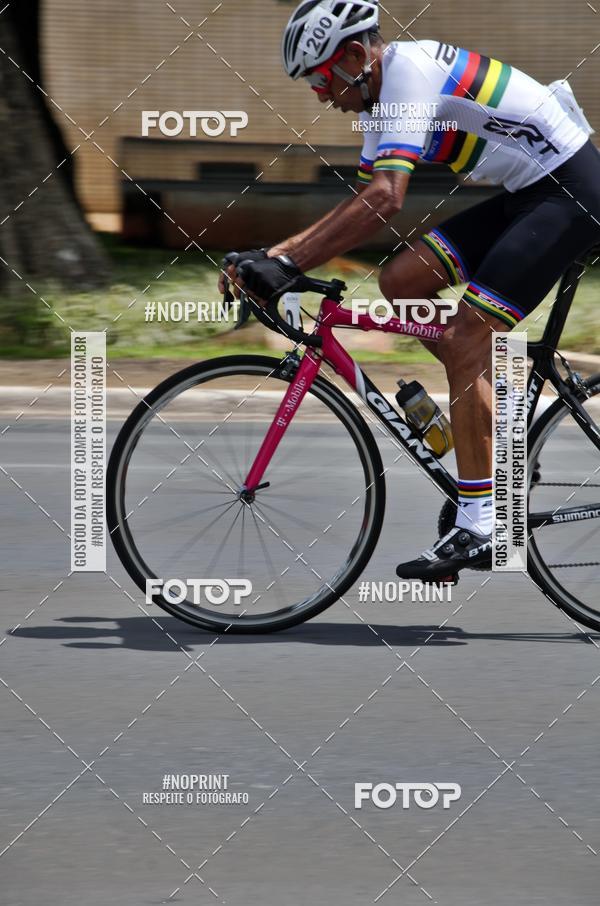 Buy your photos of the event100KM DE BRASLIA-COPA RESENHA MASTER DE CICLISMO. on Fotop