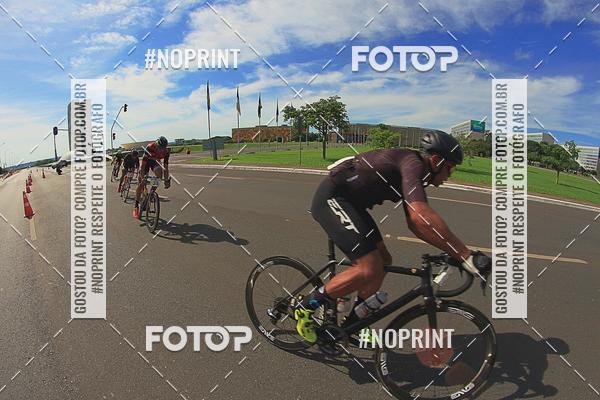 Buy your photos of the event100KM DE BRASLIA-COPA RESENHA MASTER DE CICLISMO. on Fotop
