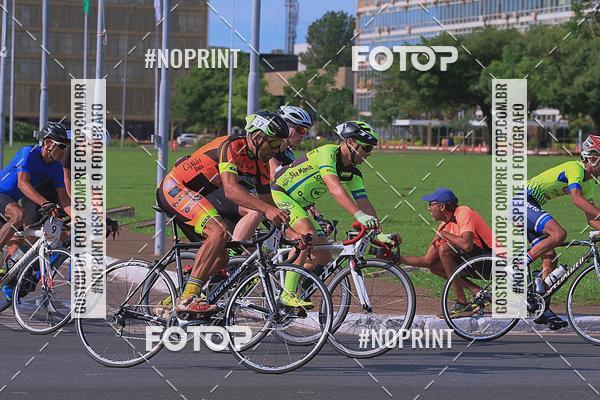 Buy your photos of the event100KM DE BRASLIA-COPA RESENHA MASTER DE CICLISMO. on Fotop