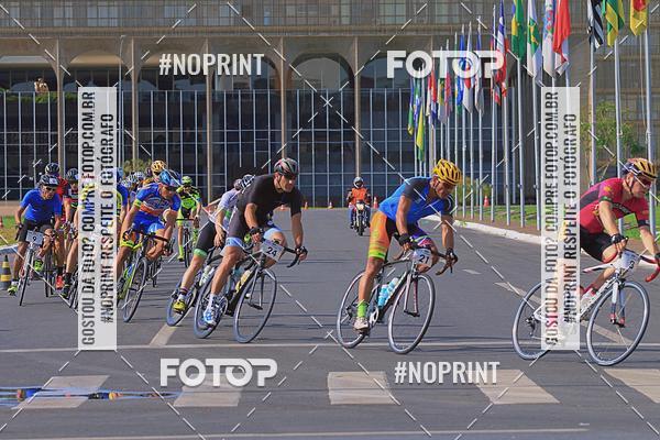 Buy your photos of the event100KM DE BRASLIA-COPA RESENHA MASTER DE CICLISMO. on Fotop