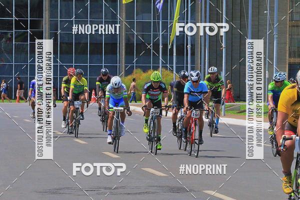 Buy your photos of the event100KM DE BRASLIA-COPA RESENHA MASTER DE CICLISMO. on Fotop