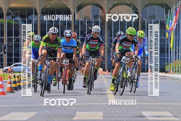 Buy your photos of the event100KM DE BRASLIA-COPA RESENHA MASTER DE CICLISMO. on Fotop