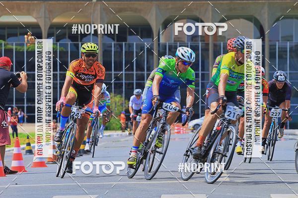 Buy your photos of the event100KM DE BRASLIA-COPA RESENHA MASTER DE CICLISMO. on Fotop