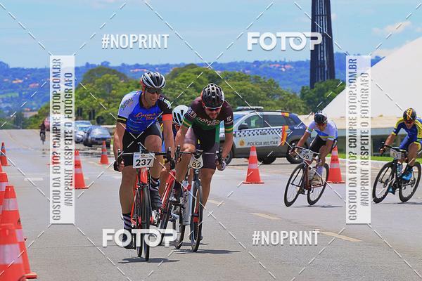 Buy your photos of the event100KM DE BRASLIA-COPA RESENHA MASTER DE CICLISMO. on Fotop