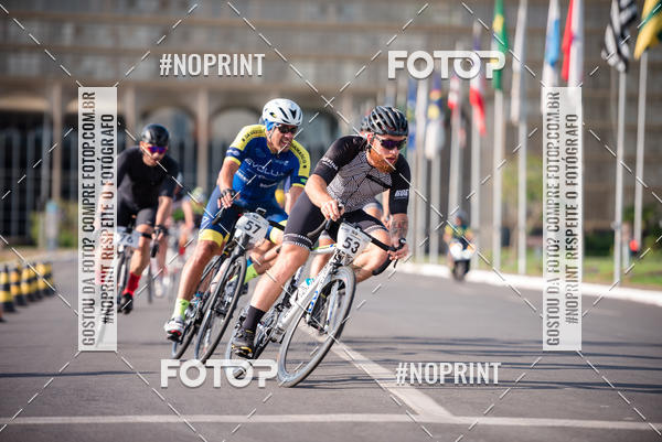 Buy your photos of the event100KM DE BRASLIA-COPA RESENHA MASTER DE CICLISMO. on Fotop