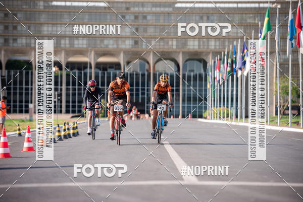 Buy your photos of the event100KM DE BRASLIA-COPA RESENHA MASTER DE CICLISMO. on Fotop