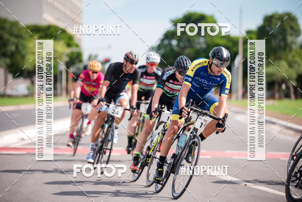 Buy your photos of the event100KM DE BRASLIA-COPA RESENHA MASTER DE CICLISMO. on Fotop