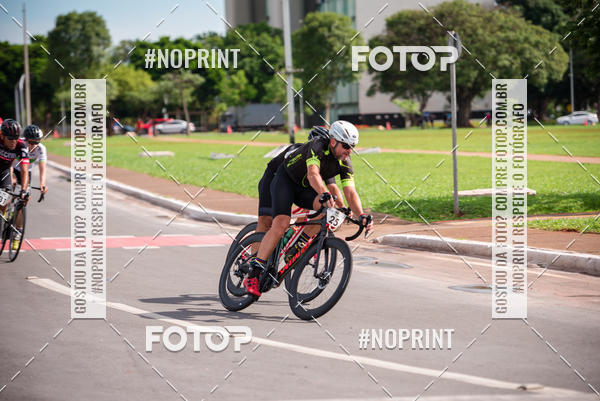 Buy your photos of the event100KM DE BRASLIA-COPA RESENHA MASTER DE CICLISMO. on Fotop