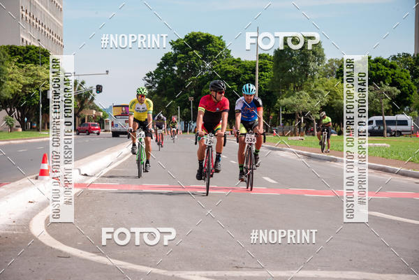 Buy your photos of the event100KM DE BRASLIA-COPA RESENHA MASTER DE CICLISMO. on Fotop
