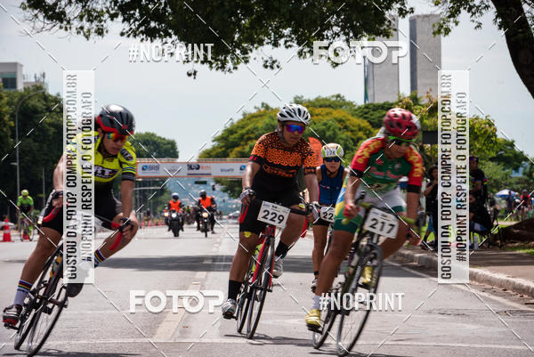 Buy your photos of the event100KM DE BRASLIA-COPA RESENHA MASTER DE CICLISMO. on Fotop