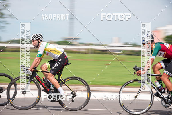 Buy your photos of the event100KM DE BRASLIA-COPA RESENHA MASTER DE CICLISMO. on Fotop