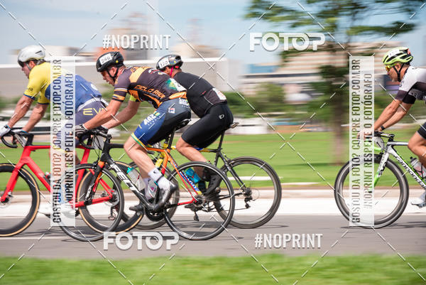 Buy your photos of the event100KM DE BRASLIA-COPA RESENHA MASTER DE CICLISMO. on Fotop
