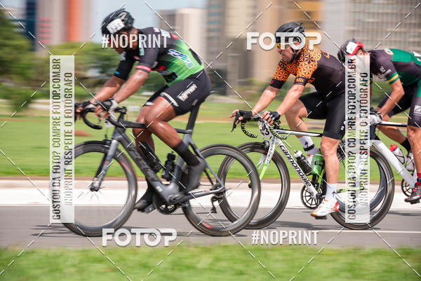 Buy your photos of the event100KM DE BRASLIA-COPA RESENHA MASTER DE CICLISMO. on Fotop