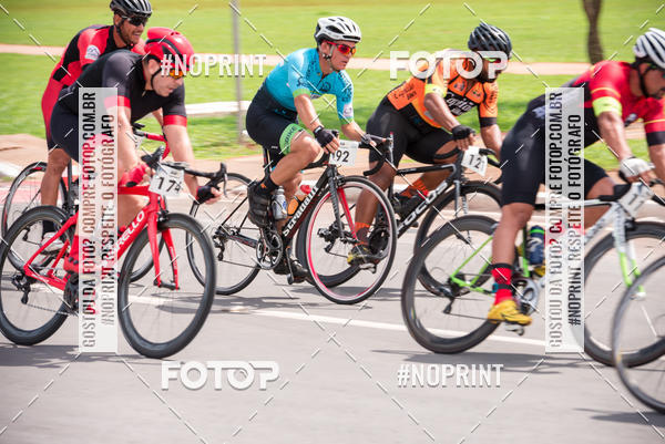 Buy your photos of the event100KM DE BRASLIA-COPA RESENHA MASTER DE CICLISMO. on Fotop
