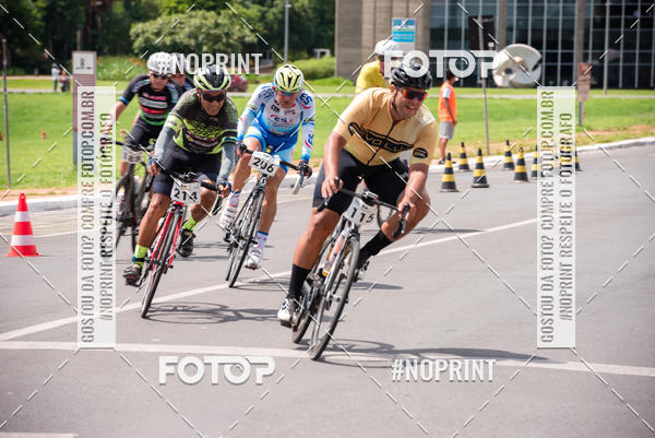 Buy your photos of the event100KM DE BRASLIA-COPA RESENHA MASTER DE CICLISMO. on Fotop