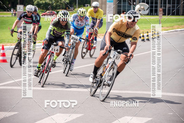 Buy your photos of the event100KM DE BRASLIA-COPA RESENHA MASTER DE CICLISMO. on Fotop