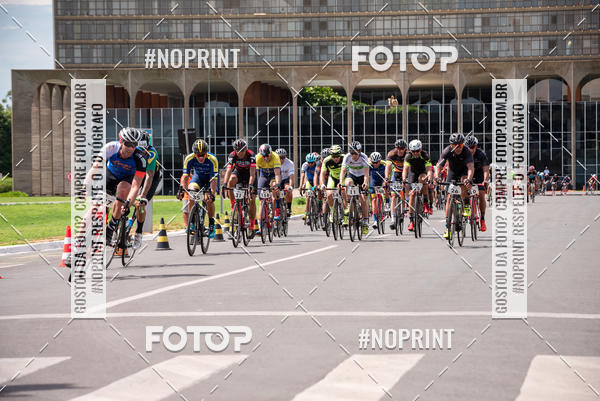 Buy your photos of the event100KM DE BRASLIA-COPA RESENHA MASTER DE CICLISMO. on Fotop